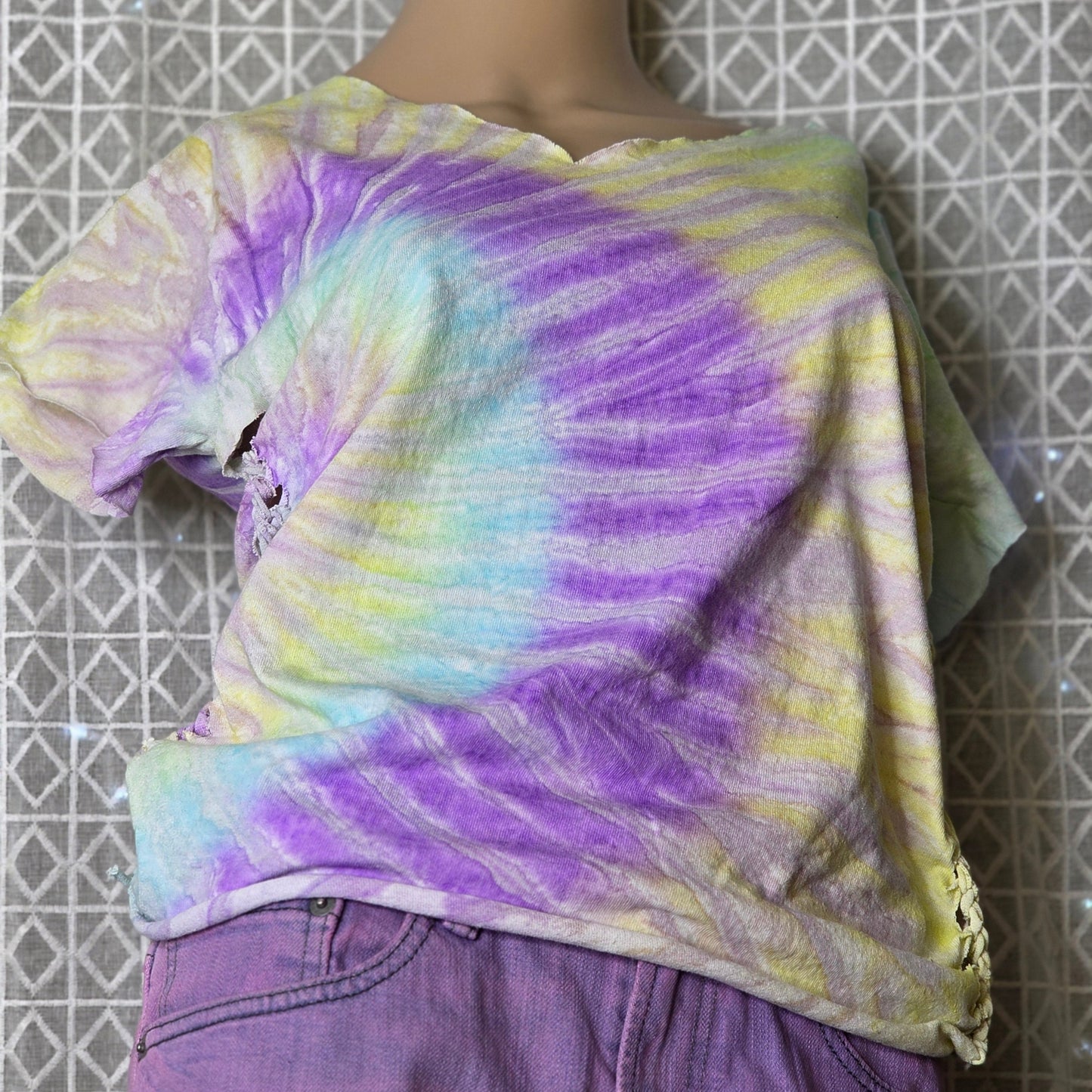 Tie Dye Slit Weave