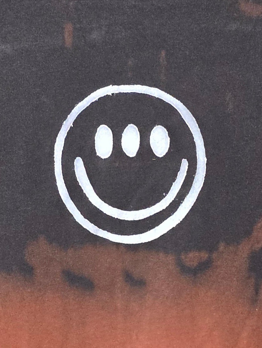 XS Third Eye Smiley Bleach Dyed Tee